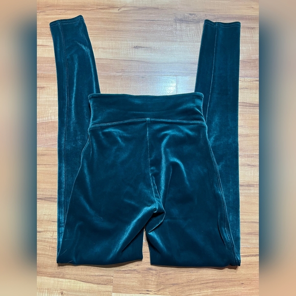 SPANX Emerald Green Velour Holiday Vibes Leggings  XS - Picture 3 of 4